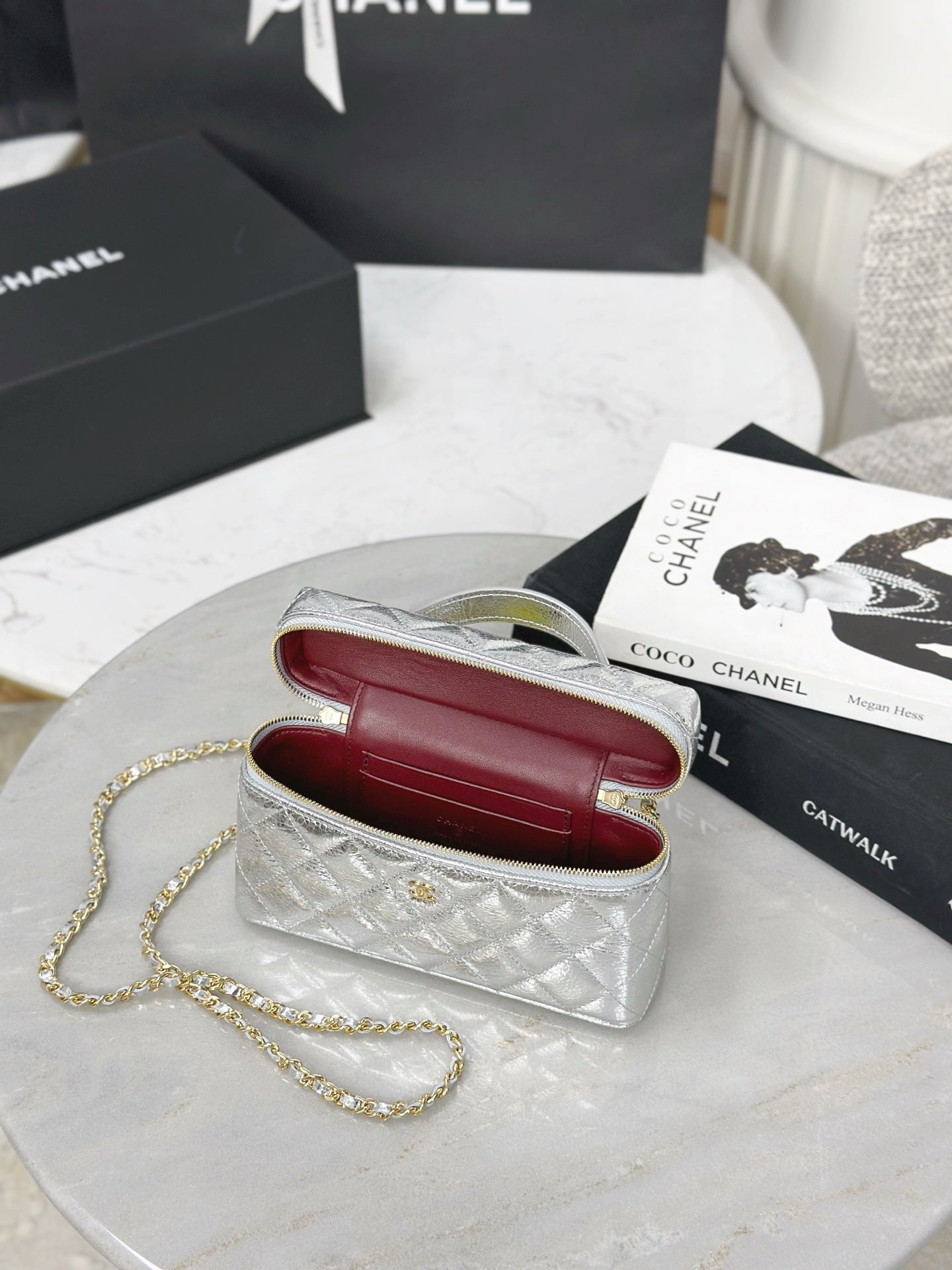 Chan NEW 26X LP lunch box bag