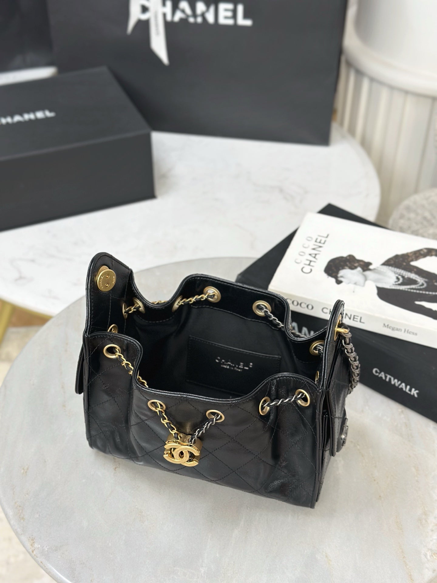 Chan NEW 26C hobo bag