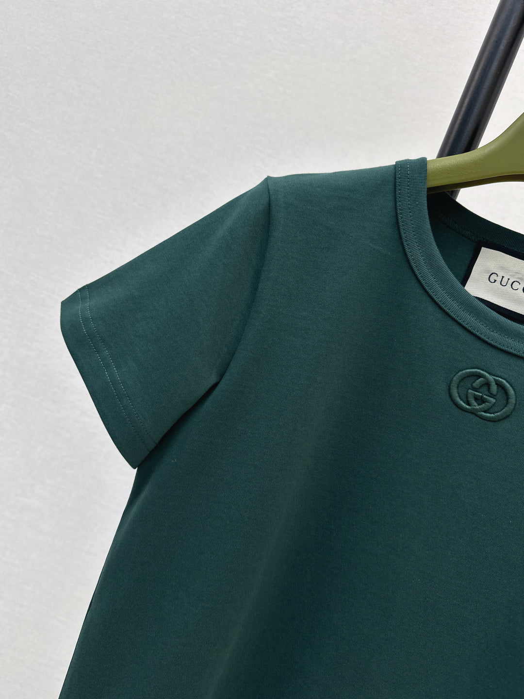 Guc NEW embroidery t-shirt