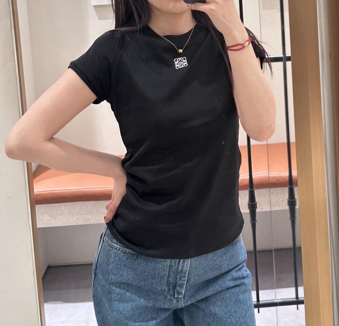 Loe NEW embroidered T-shirt