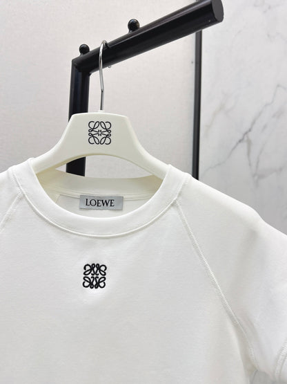 Loe NEW embroidered T-shirt
