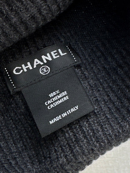 Chan NEW cashmere hat
