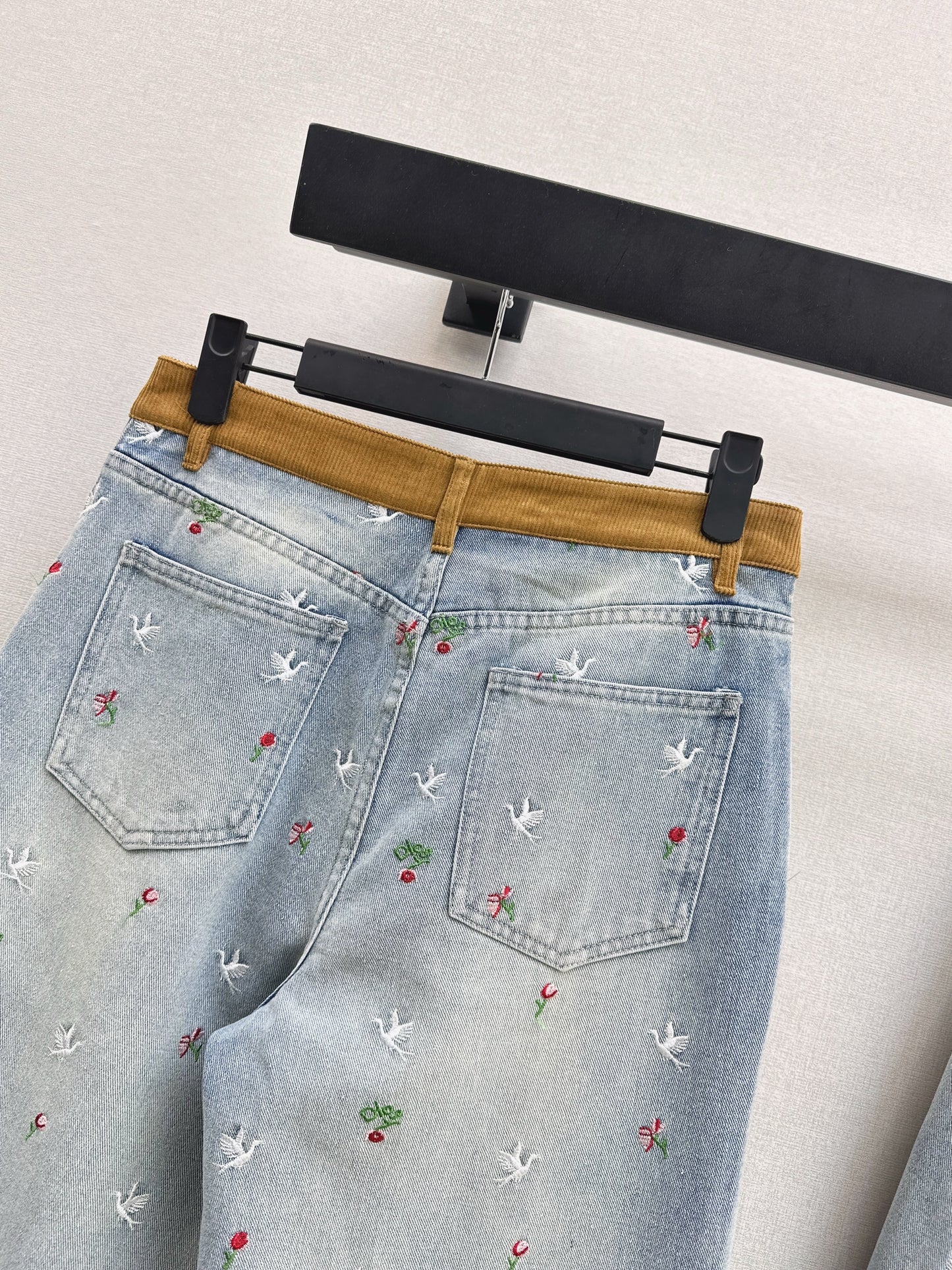 CD NEW embroidery straight jeans