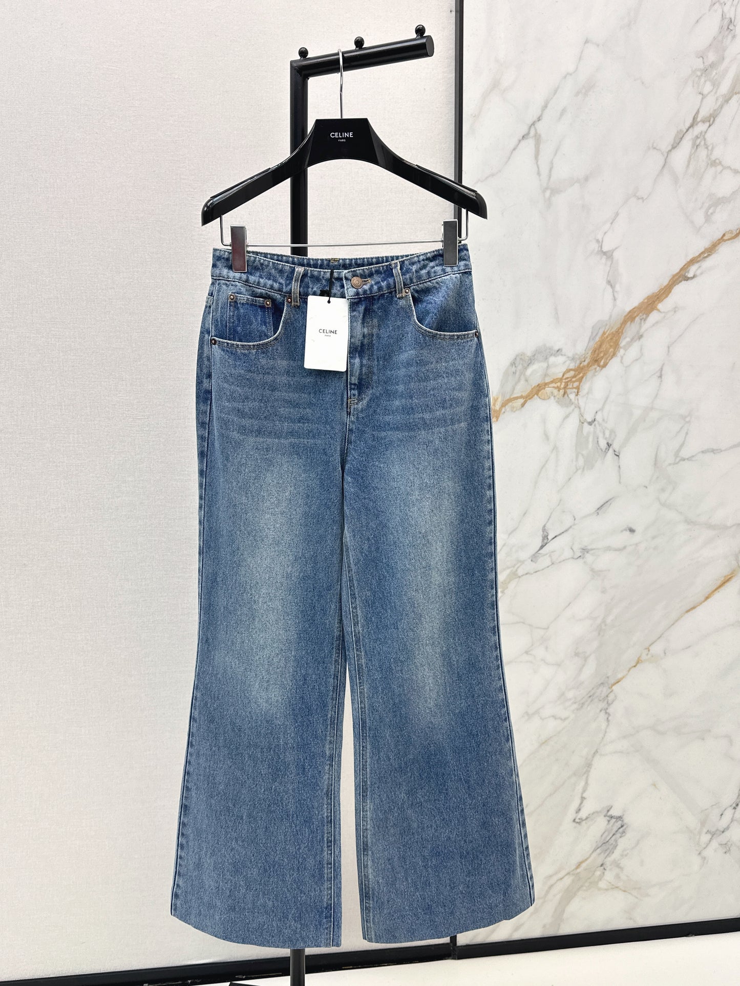 Celi NEW causal jeans