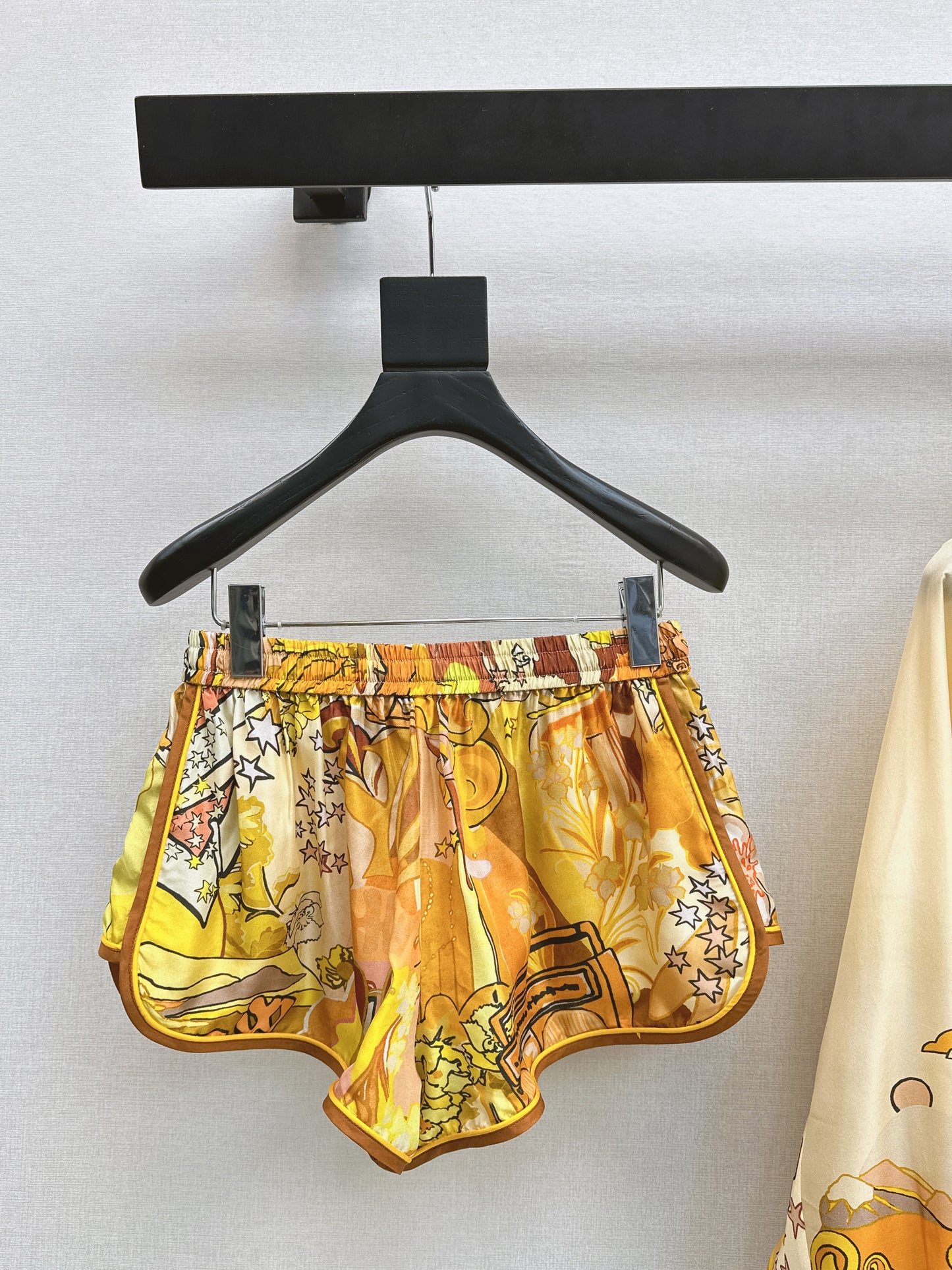 Zimm NEW print shorts