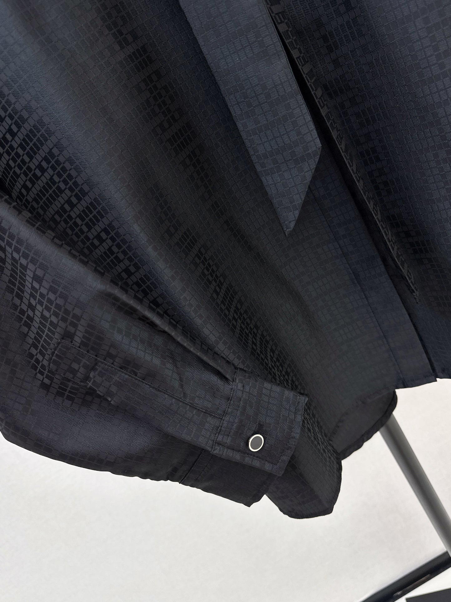 Herm NEW jacquard streamer shirts