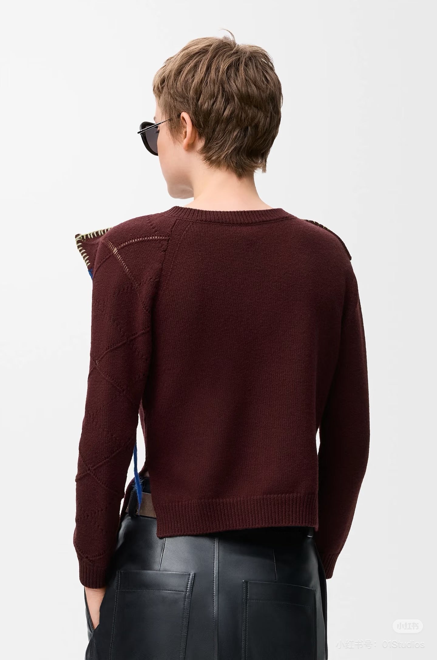 Loe NEW contrast stitching sweaster