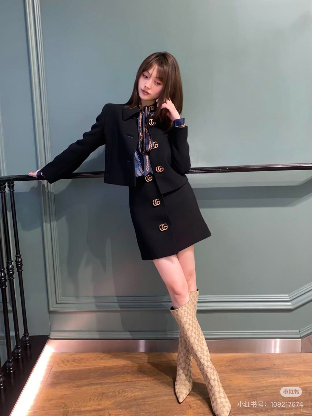 Guc NEW A-line skirts