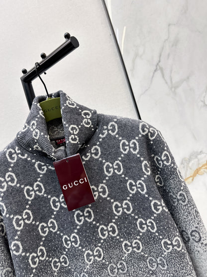 Guc NEW  high neck gradient pullover sweater