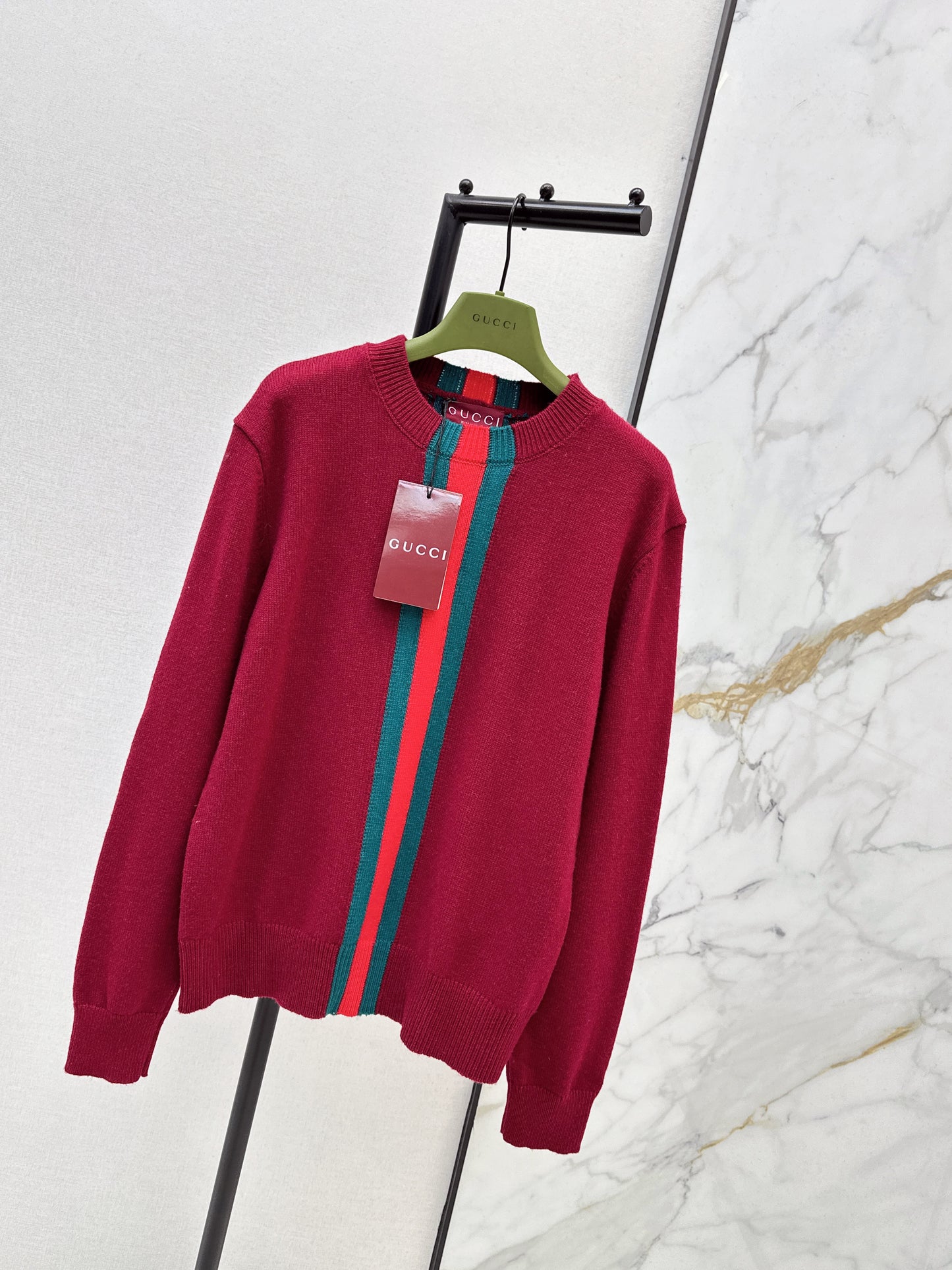Guc NEW cashmere pullover sweater