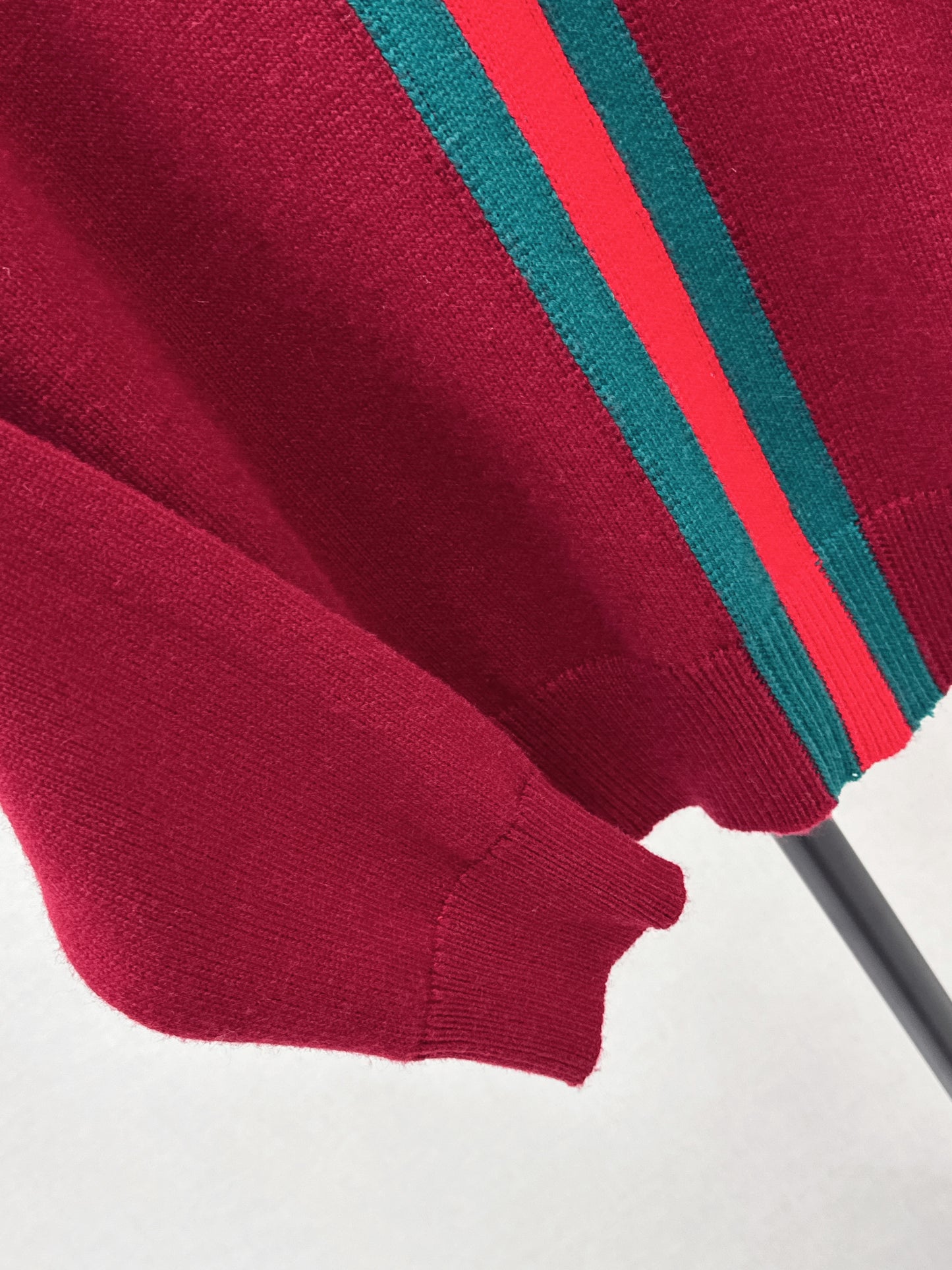 Guc NEW cashmere pullover sweater