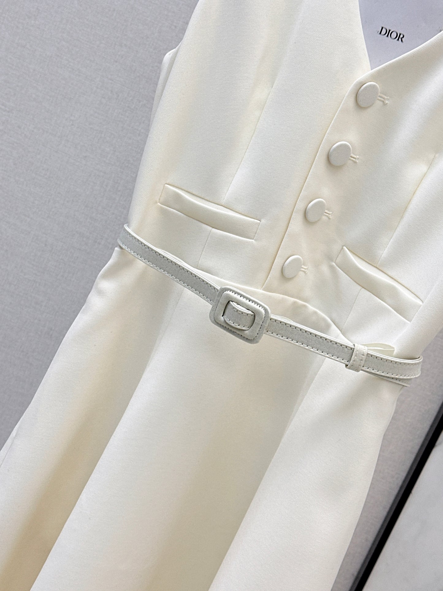 CD NEW sleeveless back-bow cocktail dress