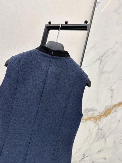 CD NEW sleeveless dress