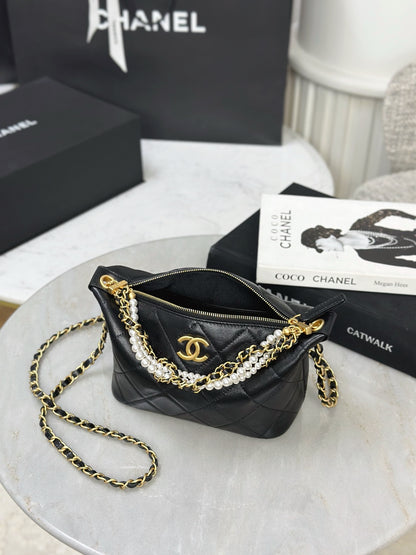 Chan NEW 26C hobo pearl chain bag